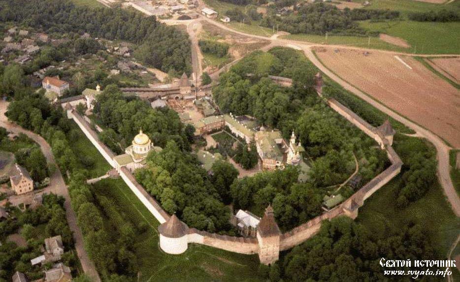 Свято-Успенский Псково-Печерский монастырь город Печоры