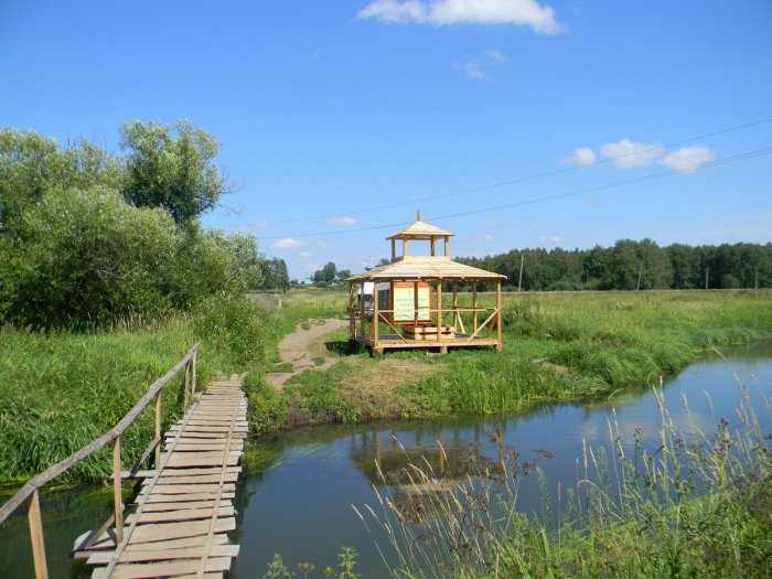 Родник, святой источник святителя Митрофана Воронежского село Сидоровское Родник, святой источник святителя Митрофана Воронежского село Сидоровское