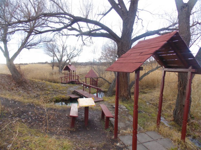 Родник, источник Невестин ключ село Приречное Родник, источник Невестин ключ село Приречное